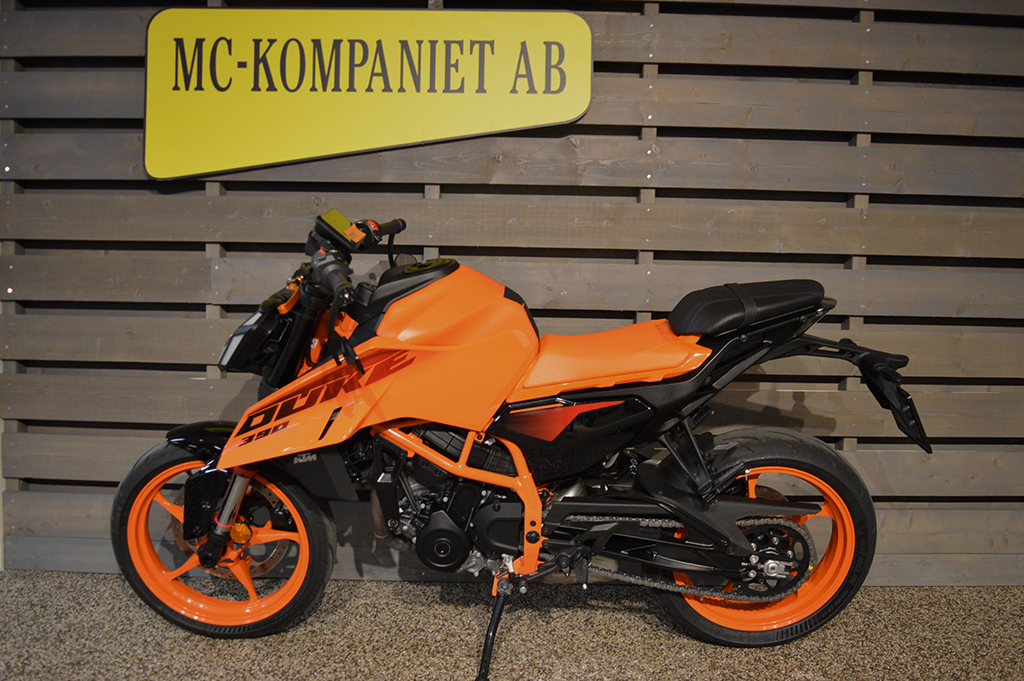 KTM 390 Duke 24 MC Kompaniet i Väring